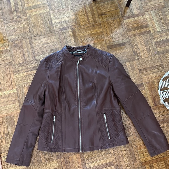 Black Rivet jacket - Picture 7 of 7